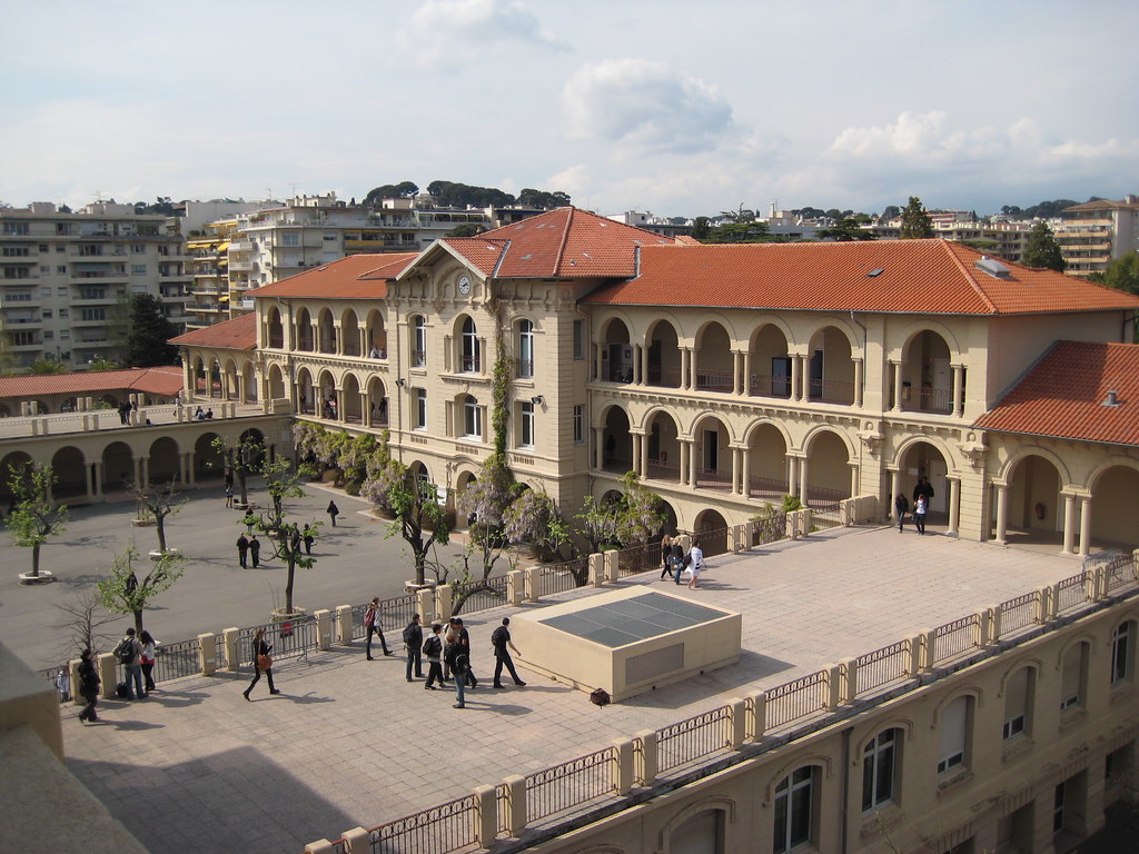 Lycée Carnot à Cannes